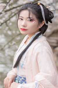 谎似浮沫，爱沉深海