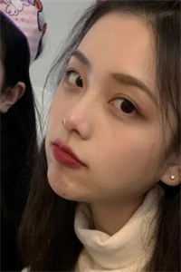 《暗影中的爱恋》